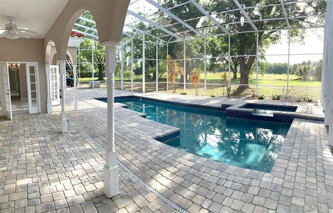 Photo - 3302 Butler Bay Dr N