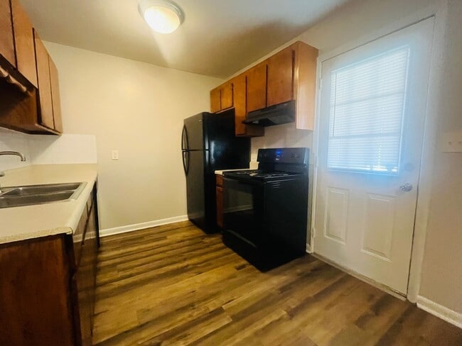 Photo - 406 Russell Pkwy Unit 11