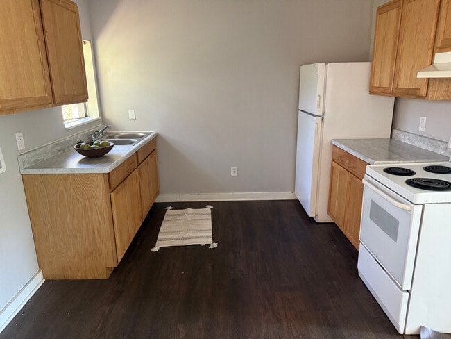 Photo - 802 Abney Ave Unidad B