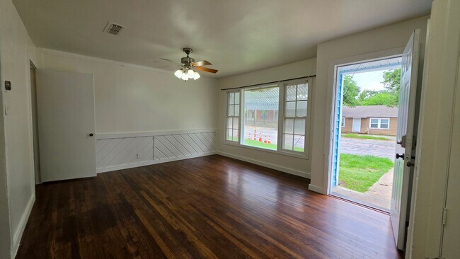 Photo - Freshly Painted!