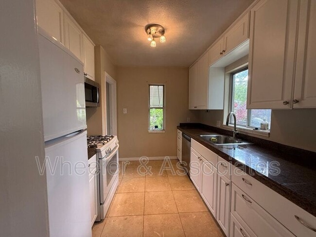 Photo - 1575 S 800 E