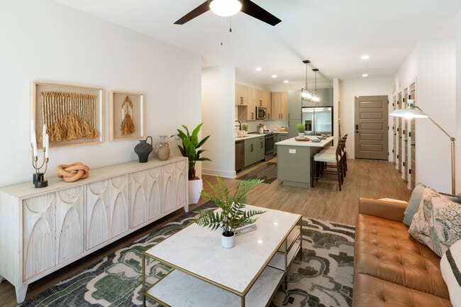 Photo - Lumen Briarcliff