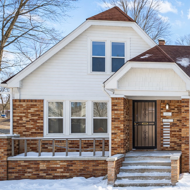 Building Photo - 12578 Camden Ave