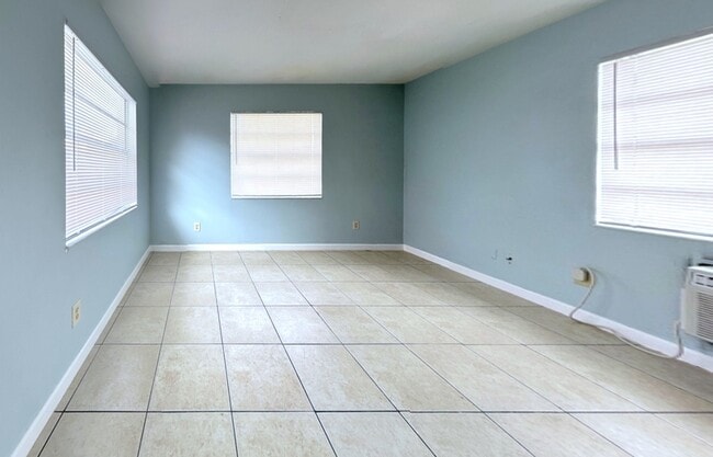 Photo - 215 N Wild Olive Ave Unit 3