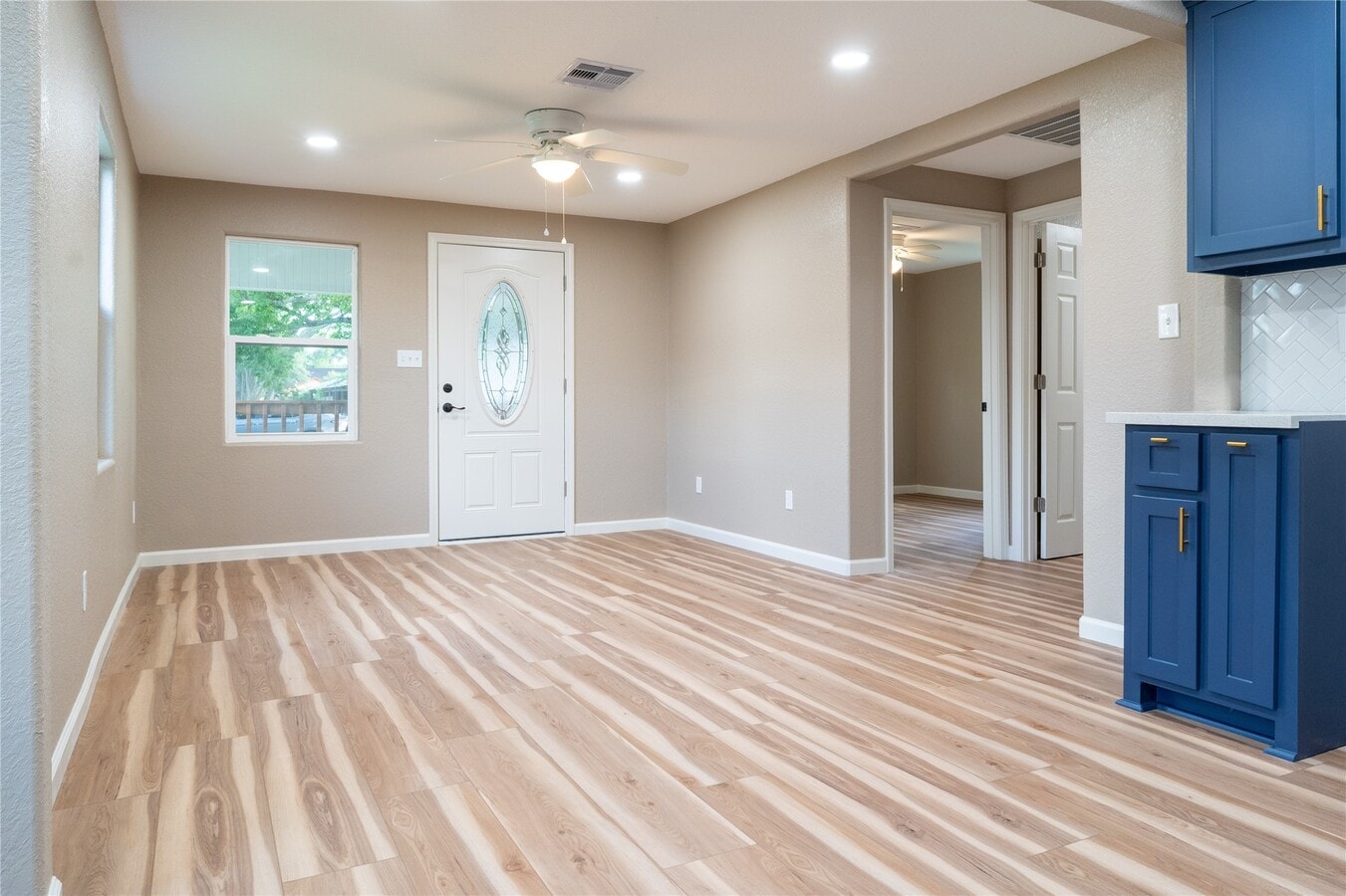 Photo - 130 E Bernard St