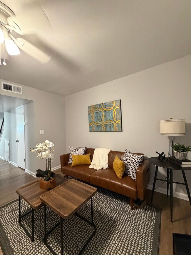 Photo - Beautiful Chesney Woods Townhomes