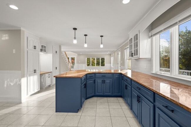 Photo - 767 Walnut St