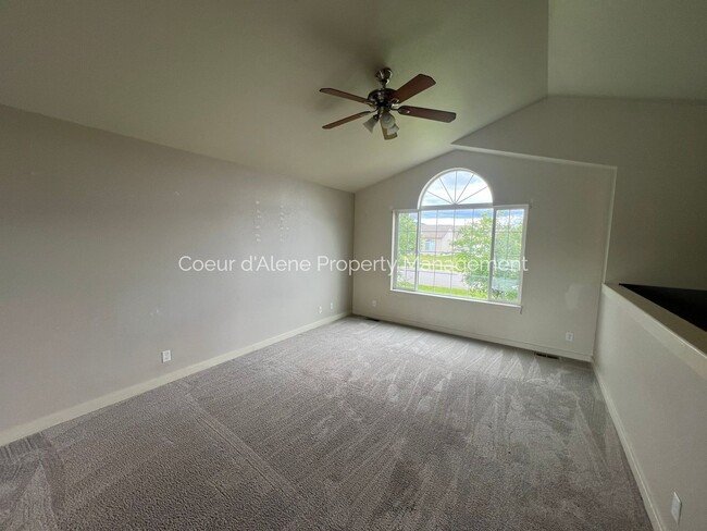 Photo - 3 bed house w/ family room in The Landings!