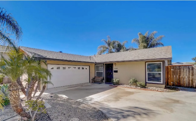 Building Photo - 10044 Carlton Hills Blvd