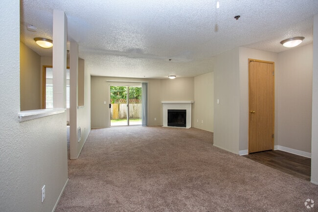 2BR,2BA-950SF