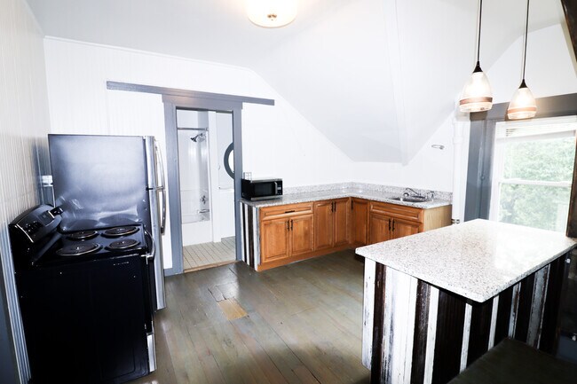 Photo - 2612 Eden Ave