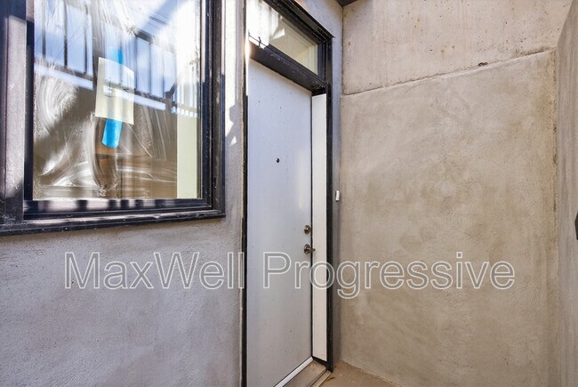 Photo - 11113-11151 51 St NW