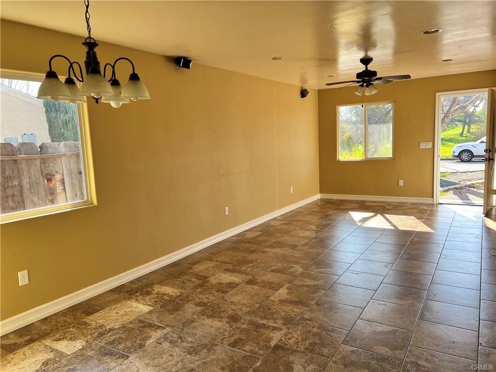 Photo - 1111 Parkview Ln