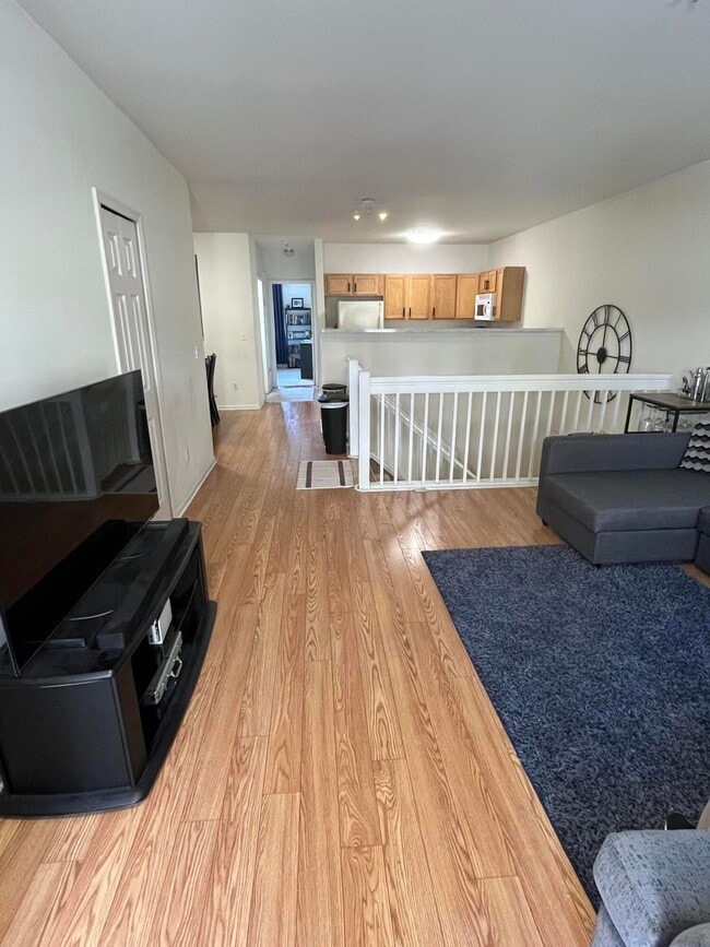 Photo - 1021 Maiden Ln