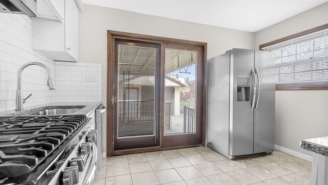 Photo - 2162 Champaign Rd