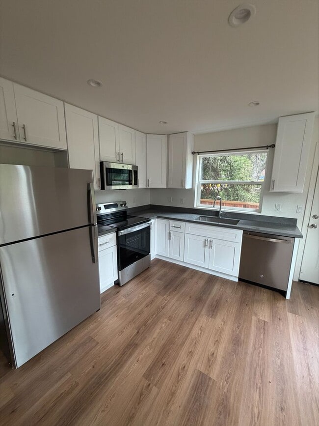 Building Photo - 4331-4337 Brookdale Ave. Unit 4337
