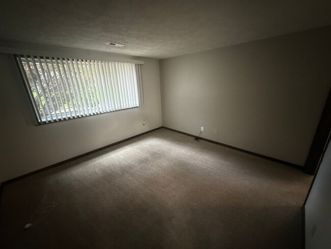 Photo - Spacious 2-bedroom, 1-bath lower-level duplex