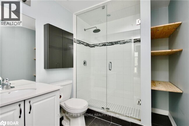 Photo - 300 Essa Rd Unit 605