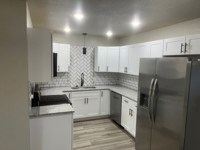 Photo - 2162 Airport Rd Unit C