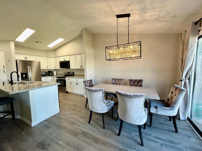 Photo - 4212 E Sandia St