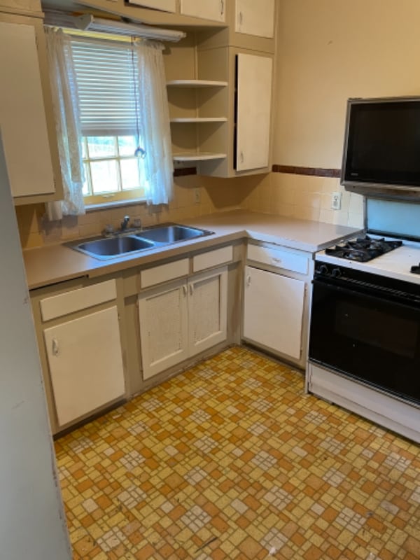 Photo - 1804 E 23rd St N