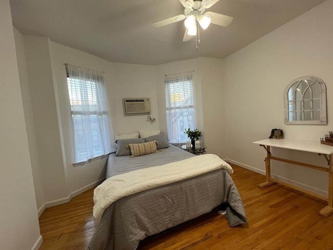 Photo - 711 Willow Ave Unit 3G