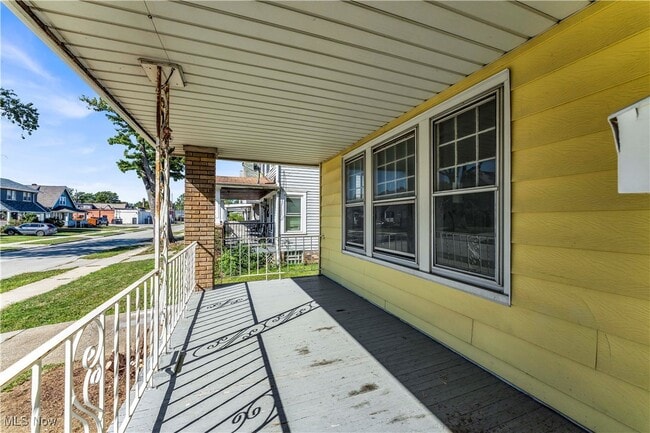 Photo - 18751 Monterey Ave Apartamento Unidad 1/DN