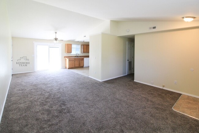 Photo - 3 Bedroom, 2 Bath Home in West Richland