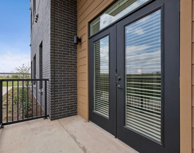 4710 E 5th St.