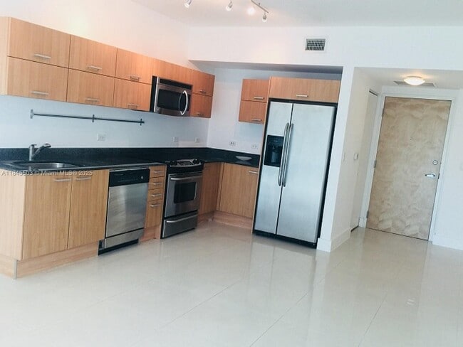 Photo - 350 S Miami Ave Unidad 1610