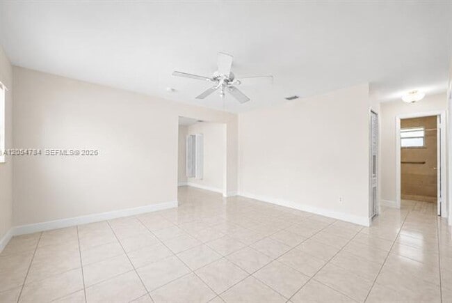 Photo - 3233 SW 25th St