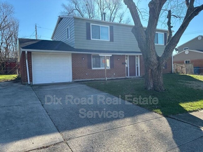 Photo - 7742 Harshmanville Rd