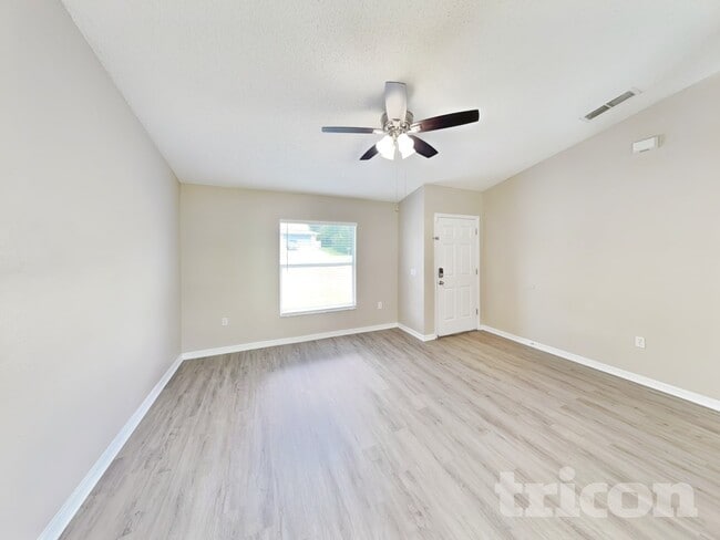 Photo - 938 Millenbeck Ave