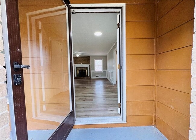 Photo - 399 Wayward Wind Dr SW