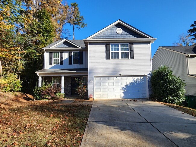 4 Bedroom Home in East Charlotte - 4 Bedroom Home in East Charlotte