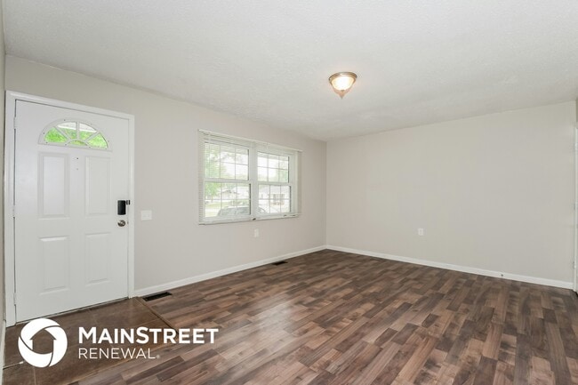 Photo - 2868 Essex St