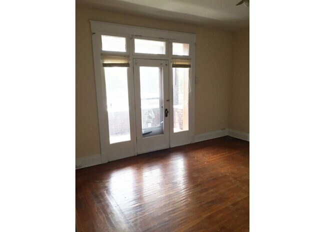 Photo - 3238 Bishop St Unit 3238-03