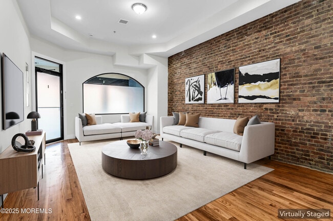 Photo - 7 Broad St Unit 1