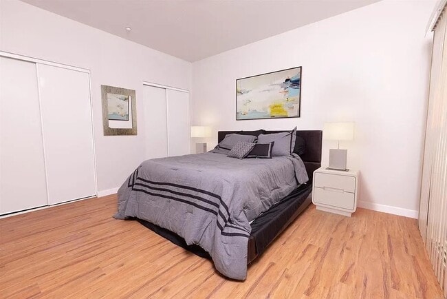 Photo - 9728 Marilla Dr Unidad 400