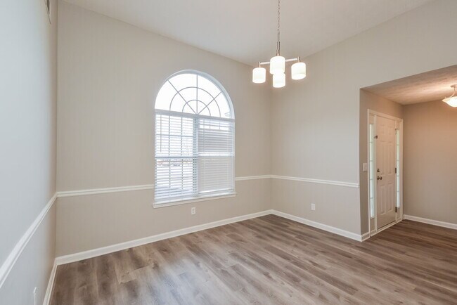 Photo - 280 Pleasant Hills Dr