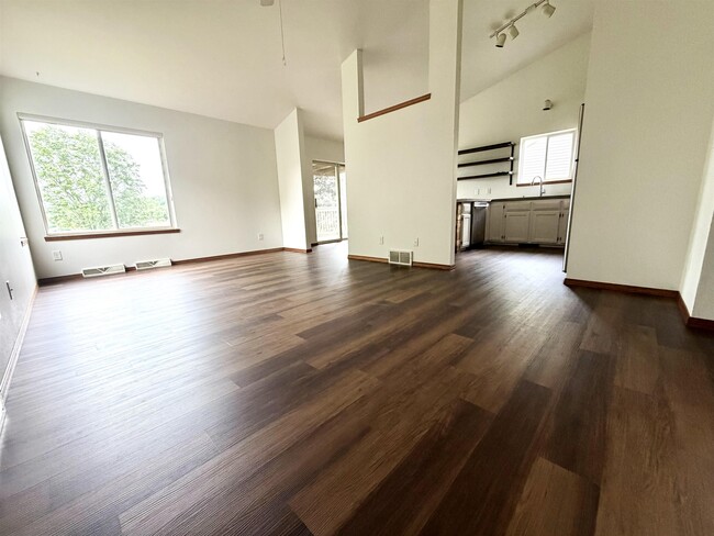 Photo - 1217 Glacier Hill Dr