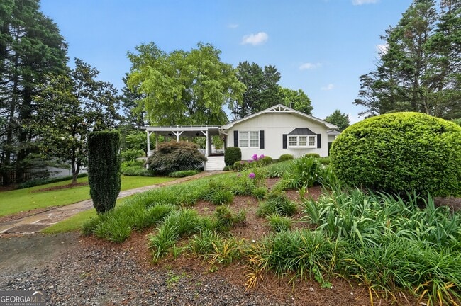 Photo - 1455 Courtney Ln