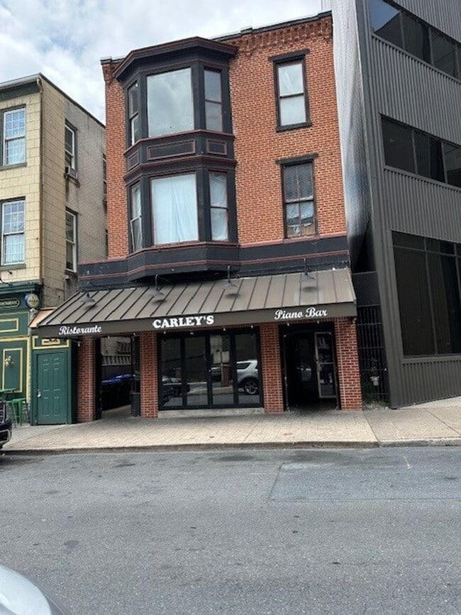 Photo - 204 Locust St Unidad L3