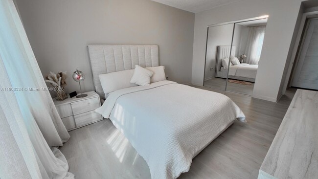 Photo - 400 Kings Point Dr Unit 408