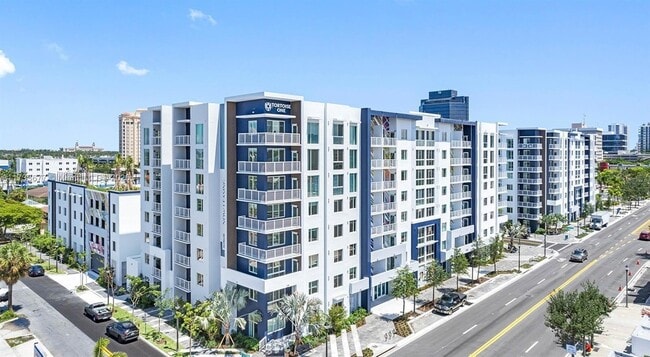 Building Photo - 740 N Dixie Hwy Unit A2