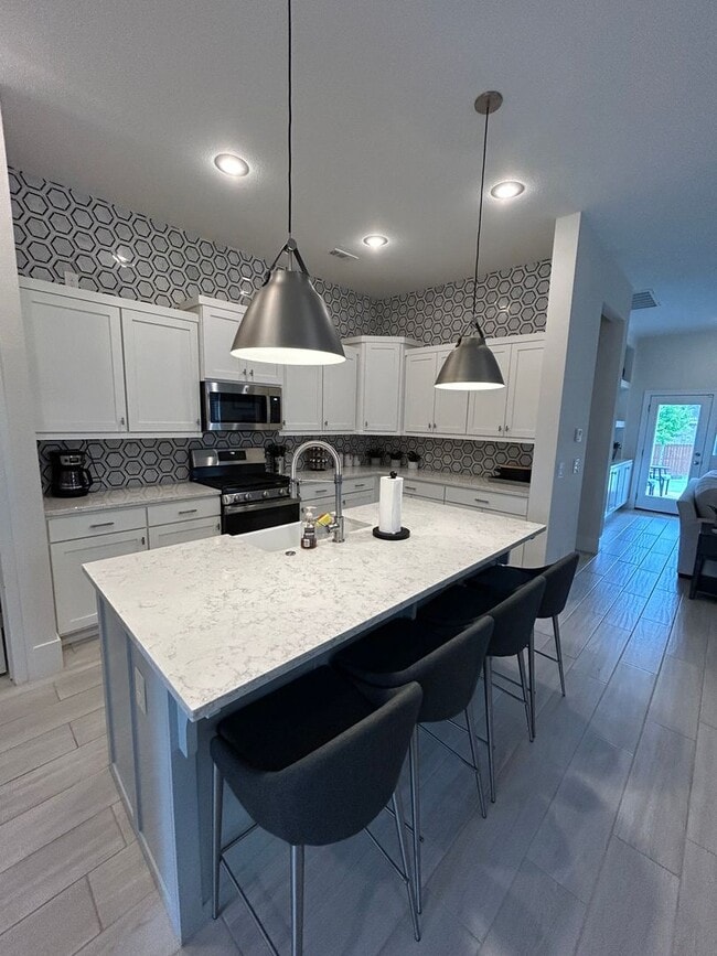 Photo - Fully Furnished Stylish 4-Bedroom Home in ...