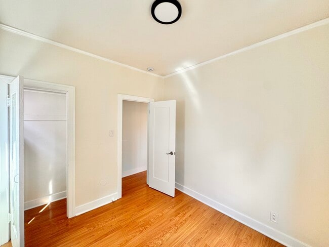 Photo - 1415 N Hobart Blvd Unit 1/4