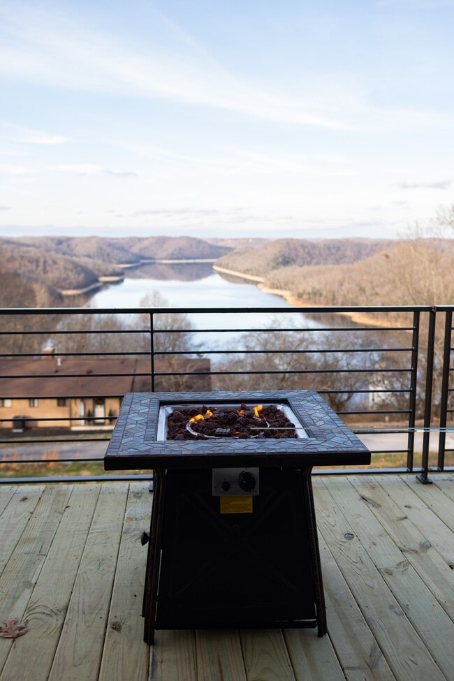 Photo - 161 Emalyn Ct