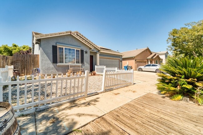 Photo - North Yuba City 3 bd 2 bath Home with solar