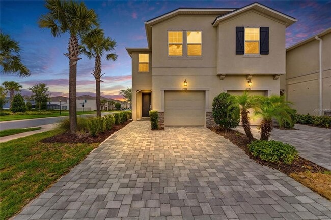 Building Photo - 2587 Everglade Way
